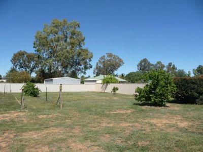 176 Golf Club Drive, Howlong