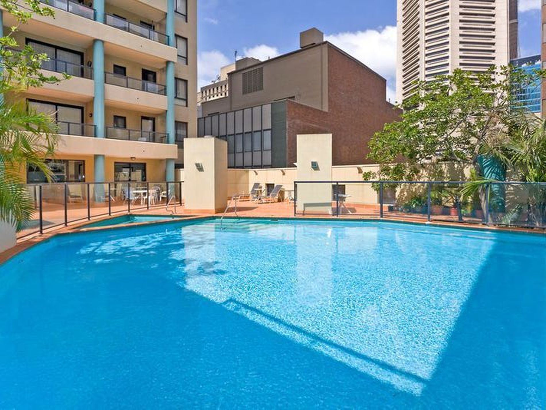 1101 / 1 Hosking Place, Sydney