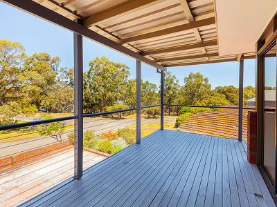 33 Shadbolt Street, Booragoon