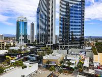 10 / 18 Orchid Avenue, Surfers Paradise