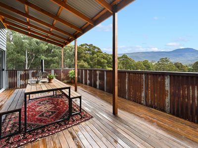 100 Misty Hill Road, Mountain River