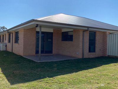 13B Turon Crescent, Dubbo