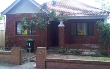18 Harbourne Rd, Kingsford