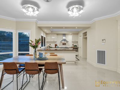 6 Wattle Grove, Point Cook
