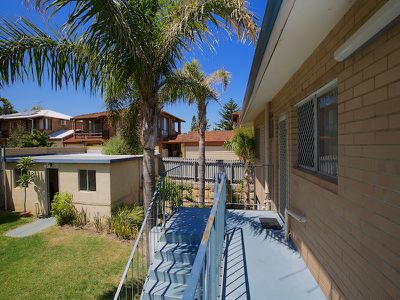 10 / 11 Ventnor Street, Scarborough