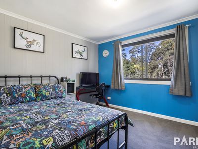 249 Rookery Road, Loira