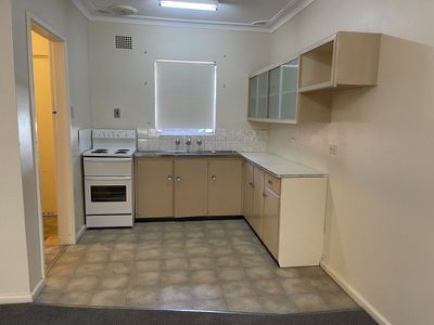 4 / 112 Belmore Street, Tamworth