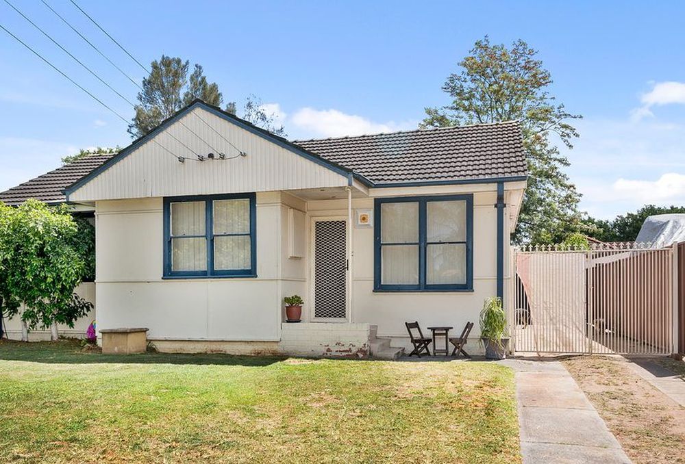 57 Derna Road, Holsworthy