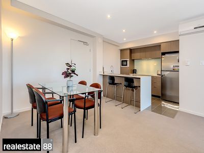 126 / 172 Railway Parade, West Leederville