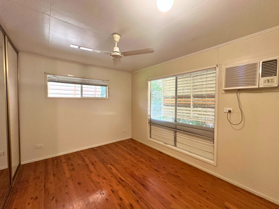 14 Chifley Court, Moranbah