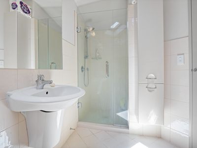 6 Crete Avenue, Milford