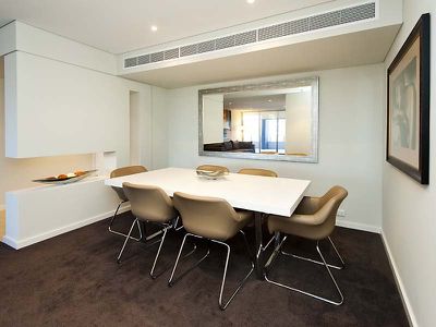 201 / 19 The Circus, Burswood