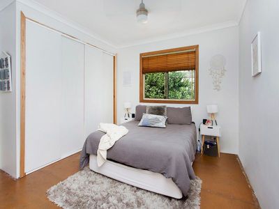 69 Lake Heights Road, Lake Heights