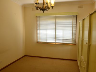 64 Erica Avenue, St Albans