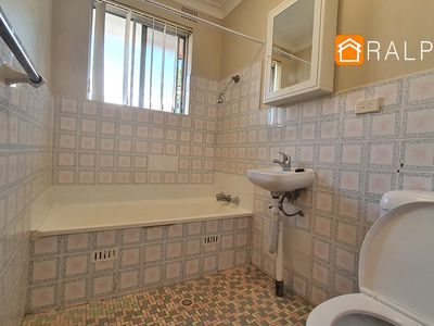 8 / 15 Myee Street, Lakemba