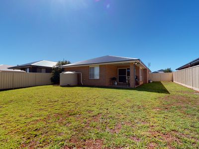 40 Keswick Parkway, Dubbo