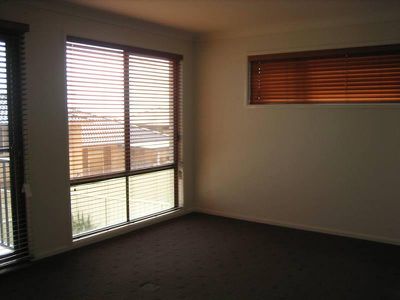 15 Bribie Ave, Shell Cove