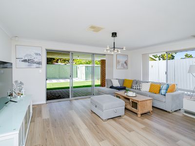 9B Towton Street, Redcliffe