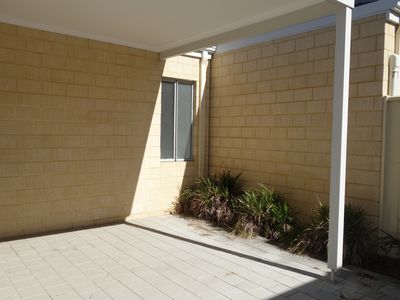 9 Canterbury Court, Nollamara