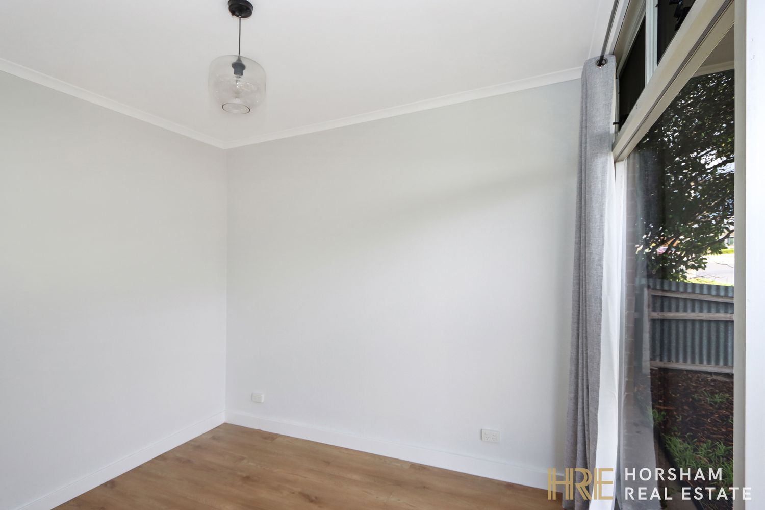 3 / 8 Rennison Street, Horsham
