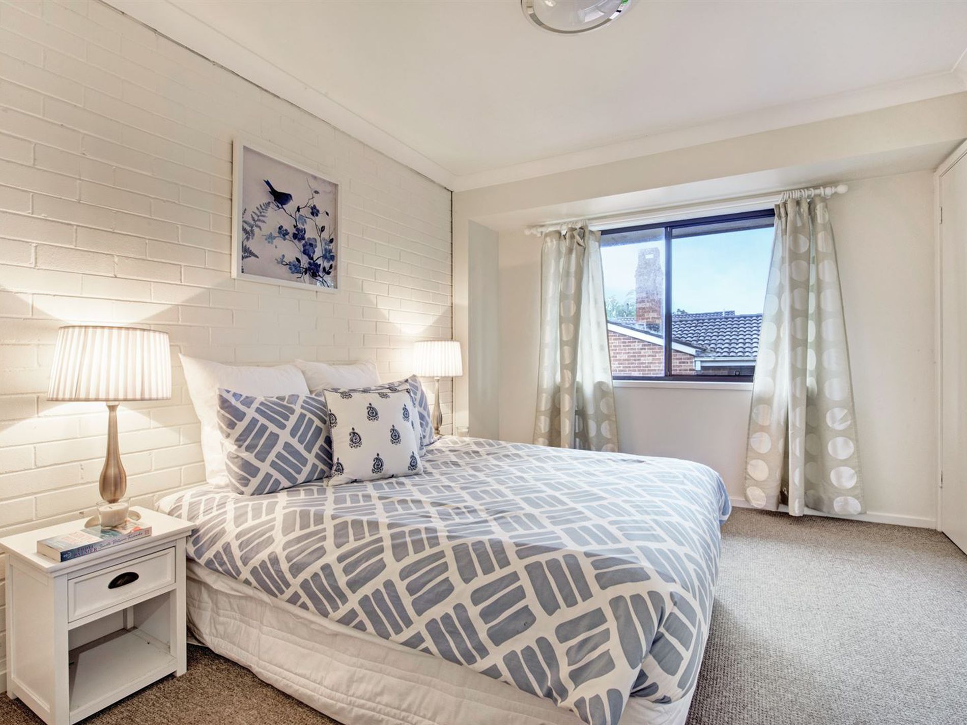 2 / 9 Niblick Avenue, Mollymook