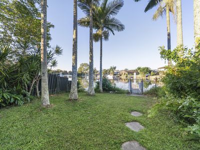 21 The Lakes Drive, Tweed Heads West