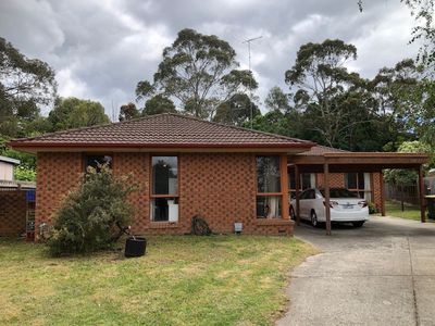 4 Edmonton Place, Doncaster East