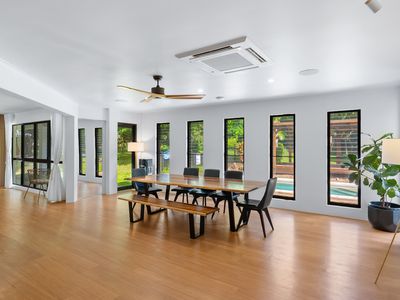 26-28 Evergreen Street, Clifton Beach