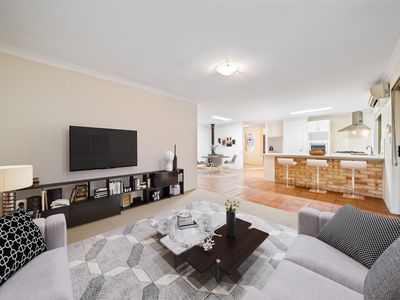 107 Lydon Boulevard, Atwell