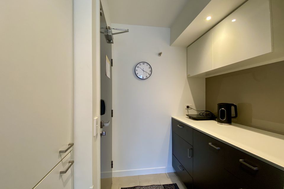 1326 / 572 St Kilda Road, Melbourne