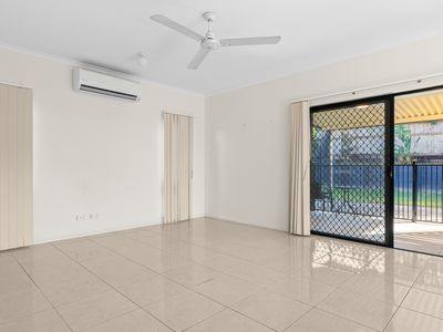 17 Finniss Crescent, Bentley Park