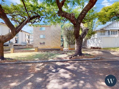 3 / 6 Garnet Street, Clayfield