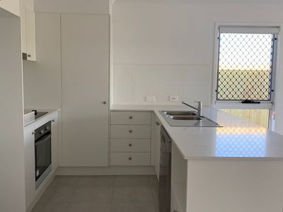 1&2 / 9 Como Place, Waterford West