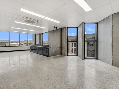 68 Sawmill Circuit, Hume