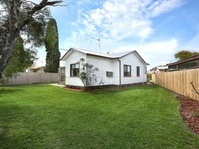 8 Cox Drive, Tweed Heads South