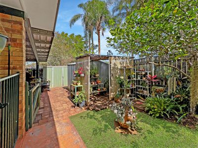 4 CENTENARY DRIVE, Atherton