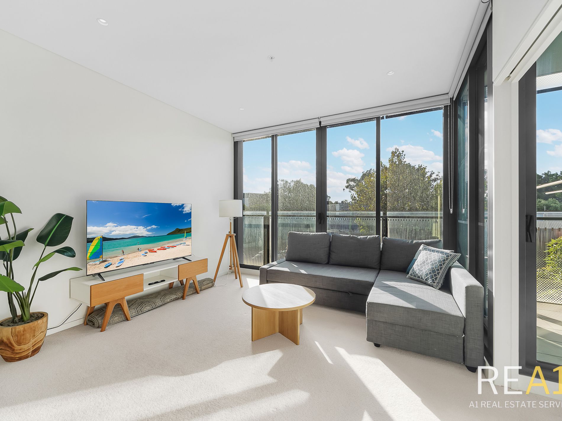 222 / 303 Botany Road, Zetland