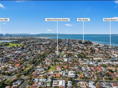 67 GRIEVE PARADE, Altona
