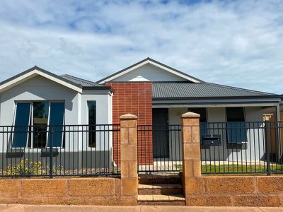5 Secretan Way, Hammond Park