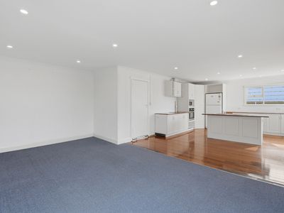 4 Walkers Avenue, Newnham