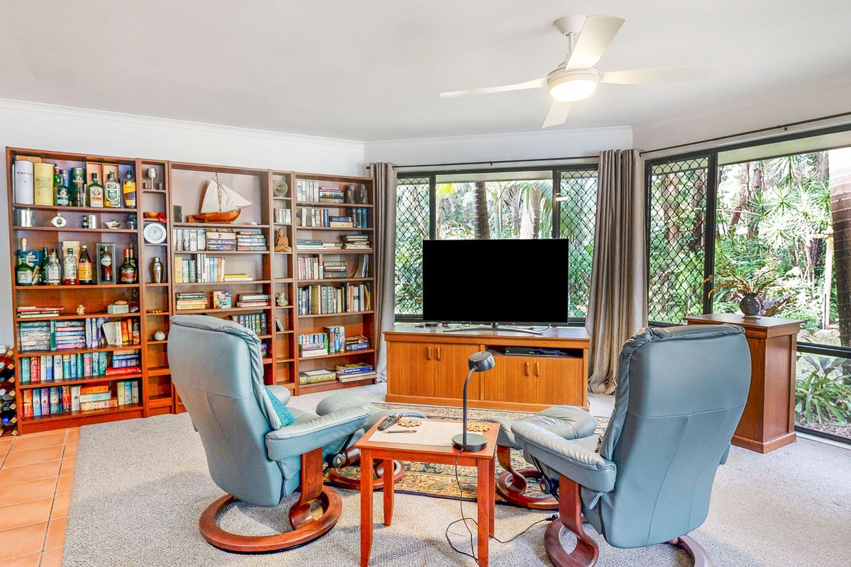 90 Woodhaven Way, Cooroibah