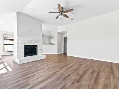 7918 Meadowlark Ln, Rowlett, TX , International
