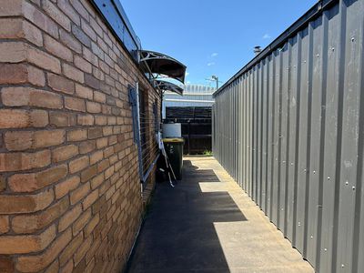 2 / 18 Blendon Avenue, St Albans