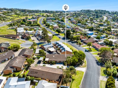 4 / 11 Eric Fenning Drive, Surf Beach