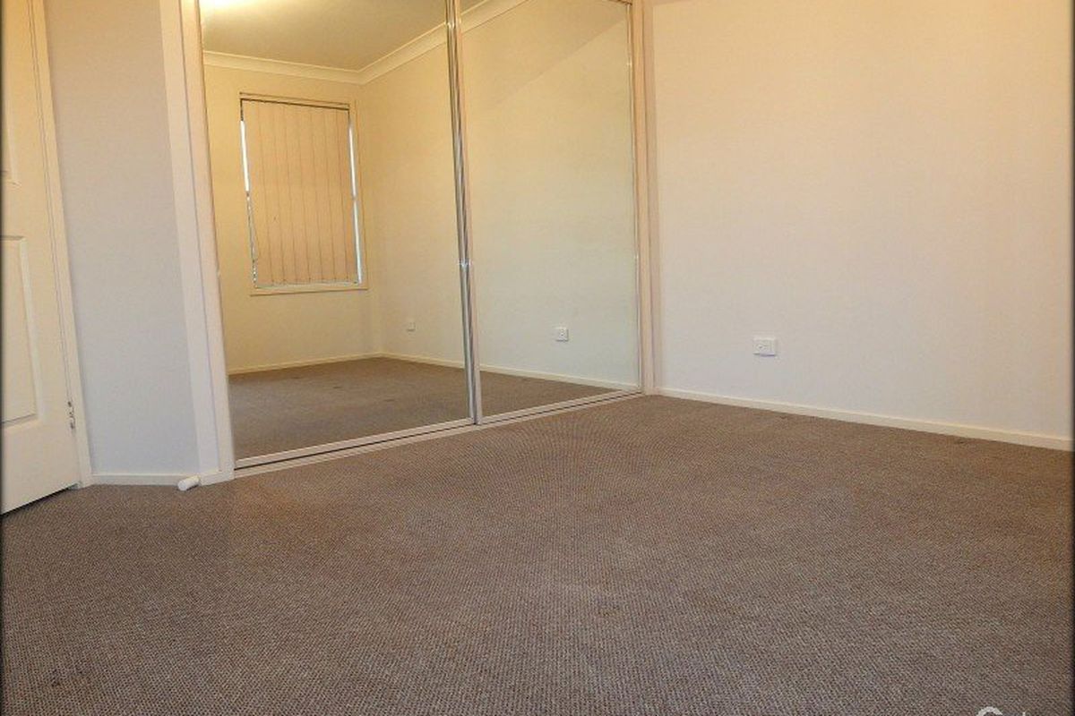 7 / 4 Richmond Mews, Mardi