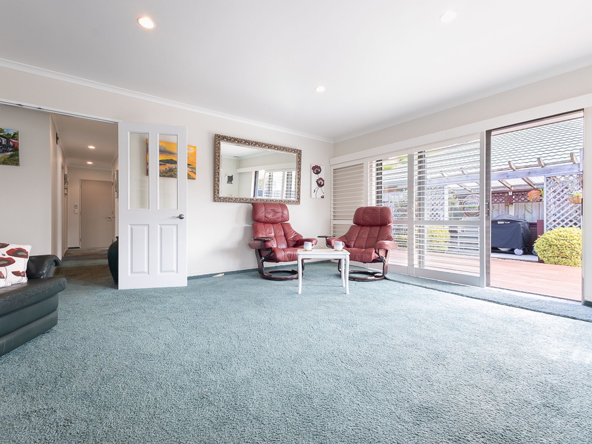 2 Jeannie Way, Waikanae Beach