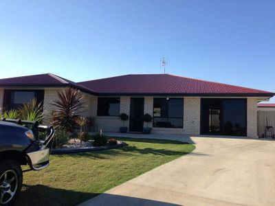 7 Dingle Close, Kingaroy