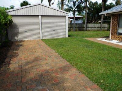 5 Kentia Court, Kawungan