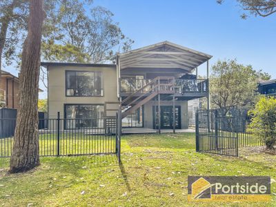 101 John Parade, Lemon Tree Passage