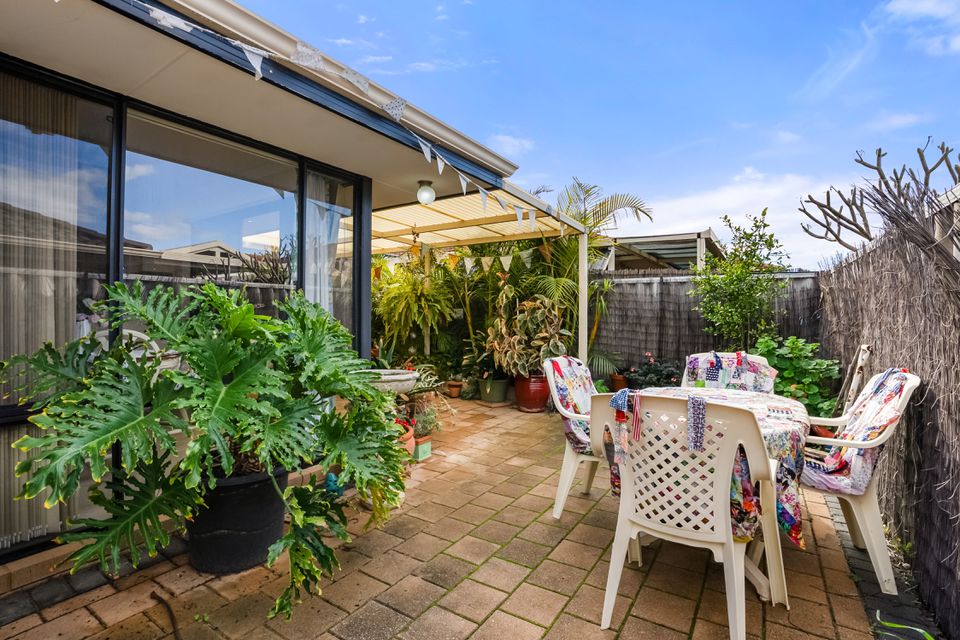 15 / 5 SAINTE MAXIME AVENUE, Port Kennedy